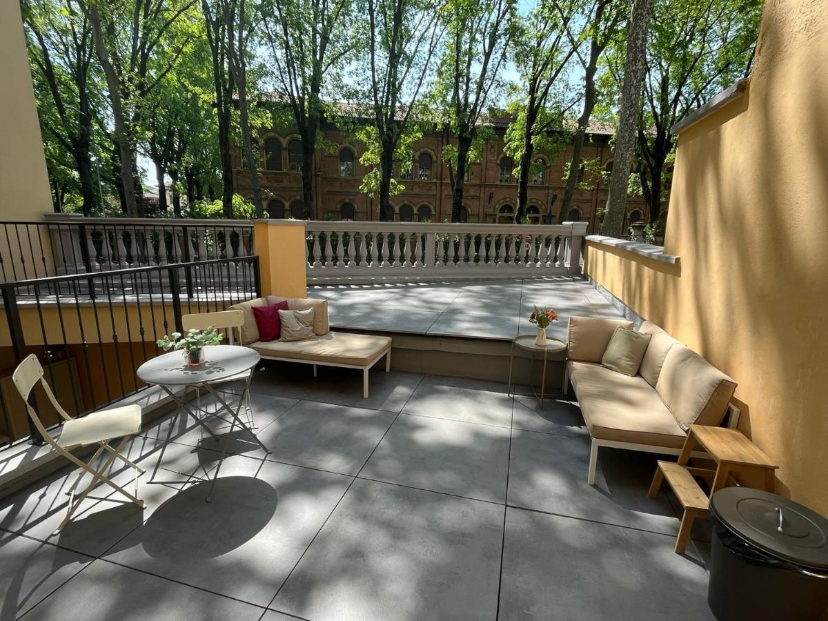 Terrazza Montegrappa Apartment Reggio Emilia Exterior foto